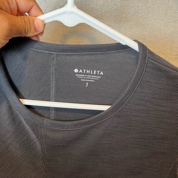 Athleta Size Small Relaxed Plain Short Sleeve Tee Black Women's - Picture 4 of 7